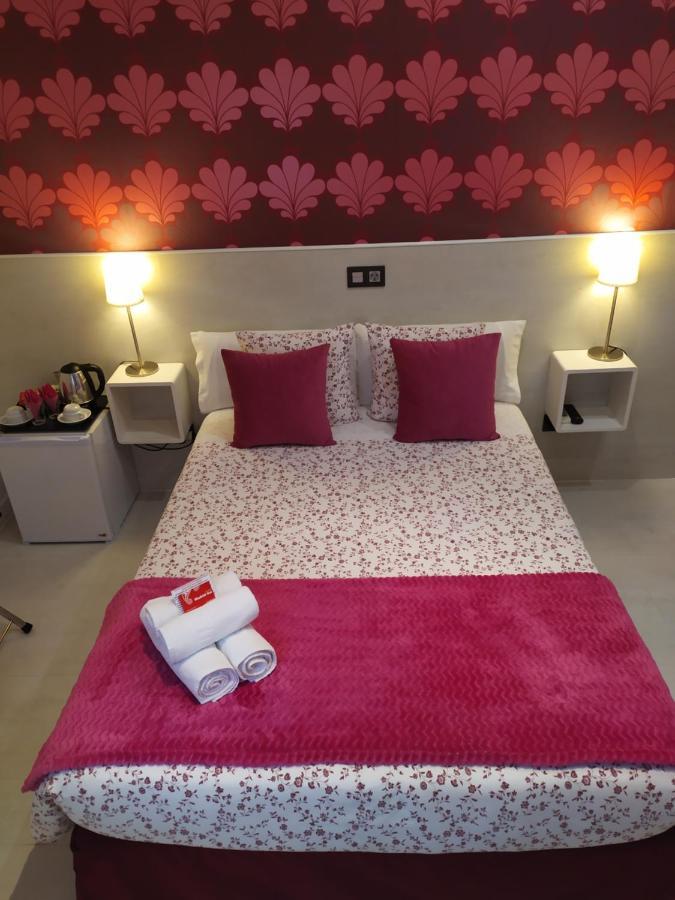 Hostal Inn Мадрид Экстерьер фото
