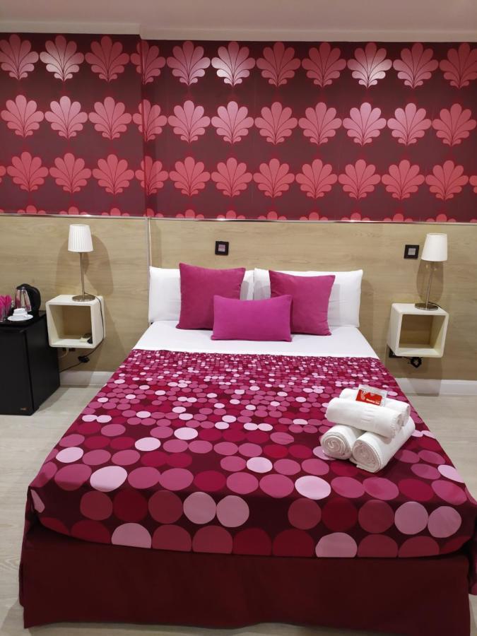 Hostal Inn Мадрид Экстерьер фото