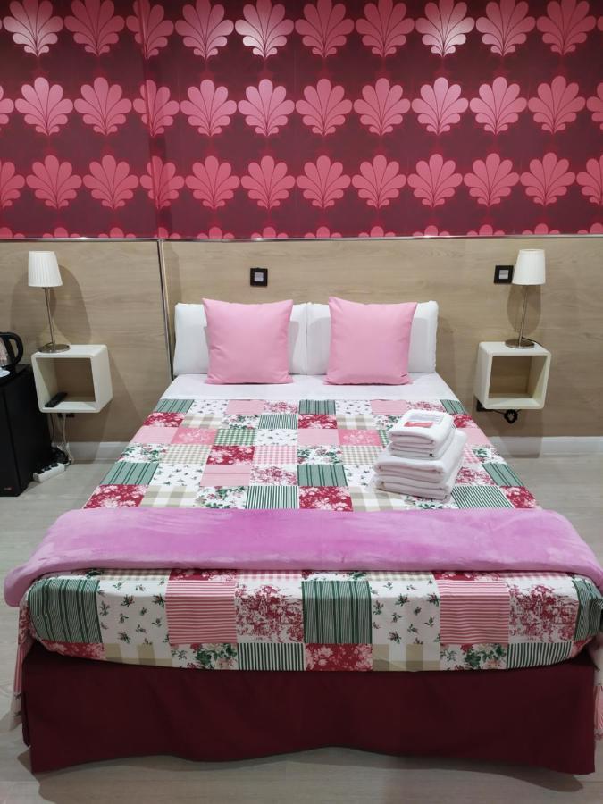 Hostal Inn Мадрид Экстерьер фото