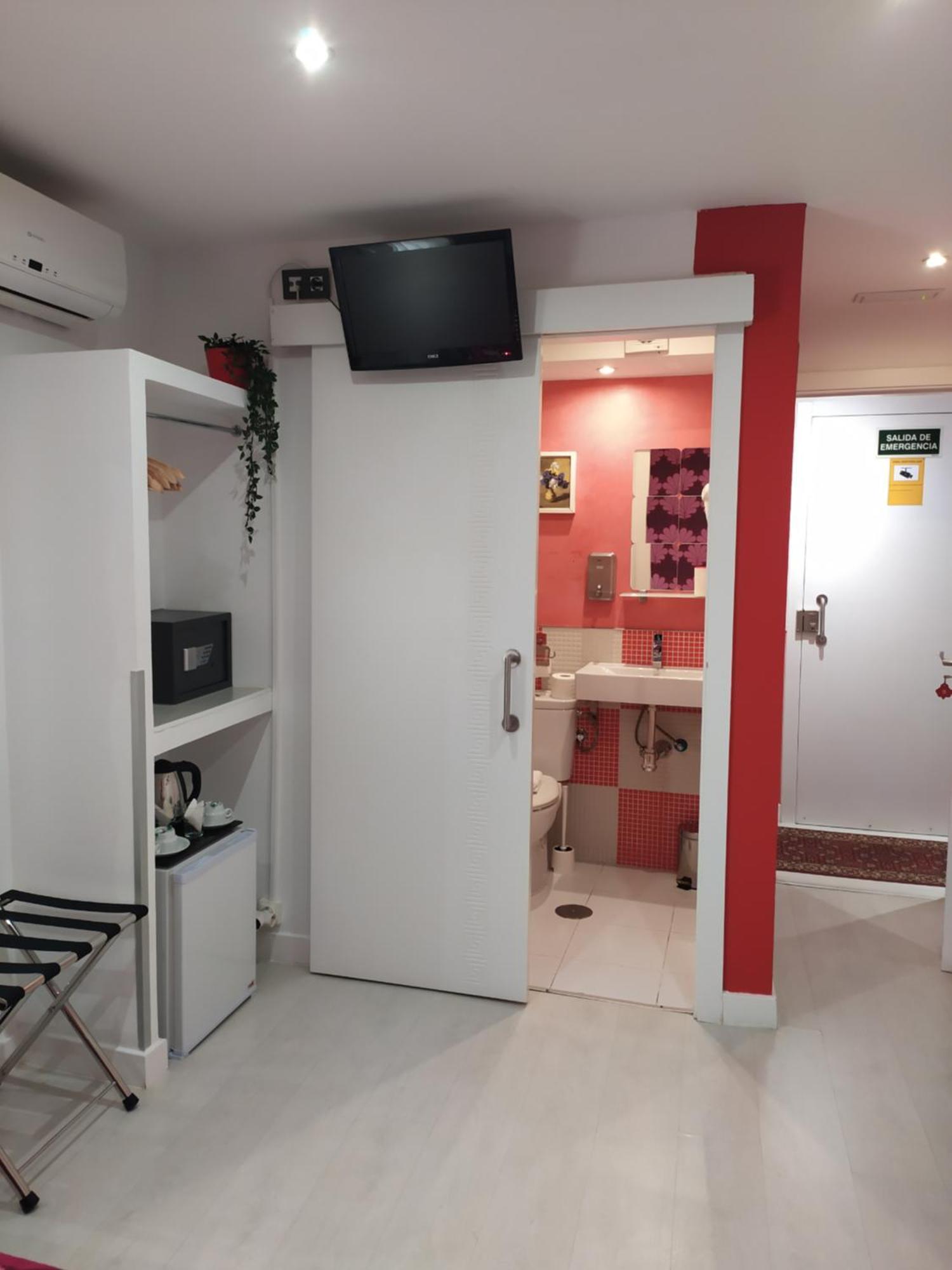 Hostal Inn Мадрид Номер фото